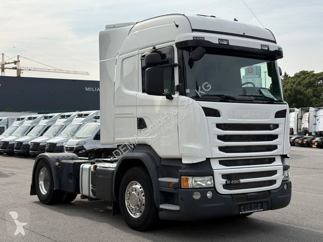 Traktor Scania...