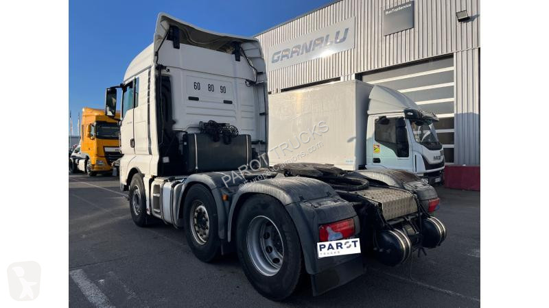 Traktor MAN 26.500