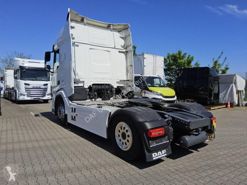 Nyergesvontató DAF n 480 FT 4X2