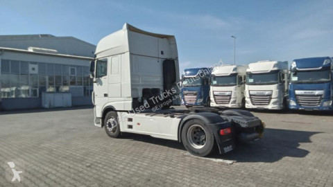 Cabeza tractora DAF