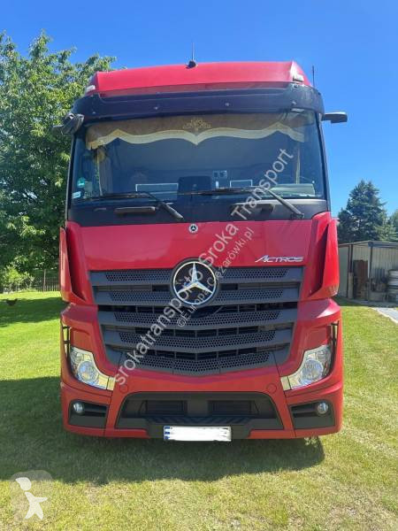 Traktor Mercedes