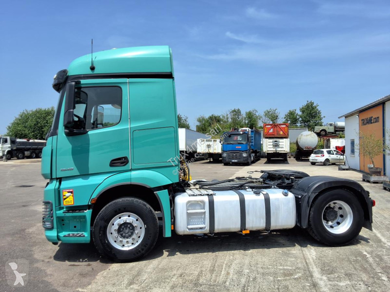 Traktor Mercedes 1848 L