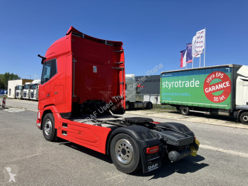 Tahač DAF XG + 480 FT 4X2