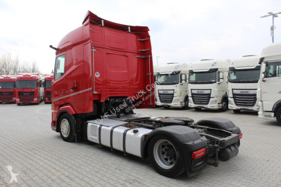 Cabeza tractora DAF