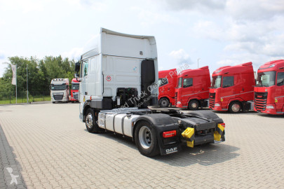 Cabeza tractora DAF