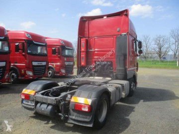 Cabeza tractora DAF