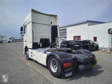 Cabeza tractora DAF