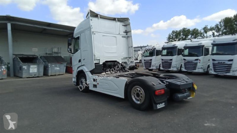 Cabeza tractora DAF