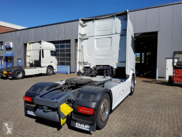Traktor DAF XG + 530 FT 4X2