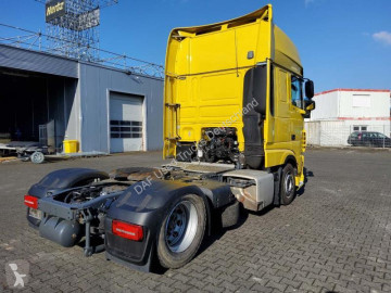 Cabeza tractora DAF