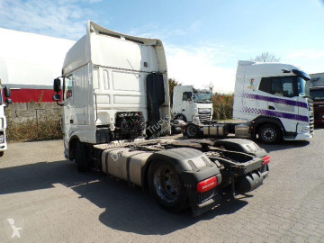 Cabeza tractora DAF