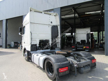 Cabeza tractora DAF