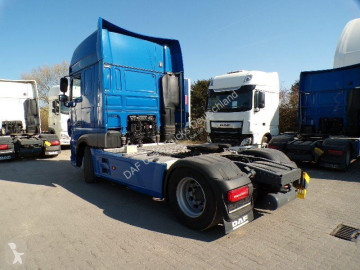 Cabeza tractora DAF