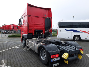 Cabeza tractora DAF