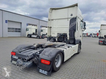 Cabeza tractora DAF
