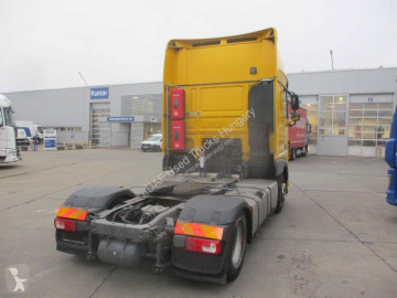 Cabeza tractora DAF