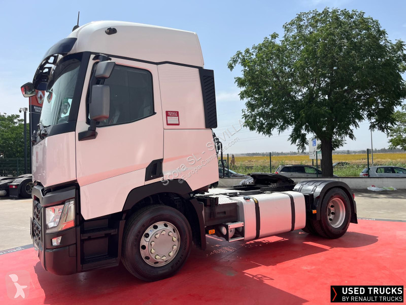 Traktor Renault