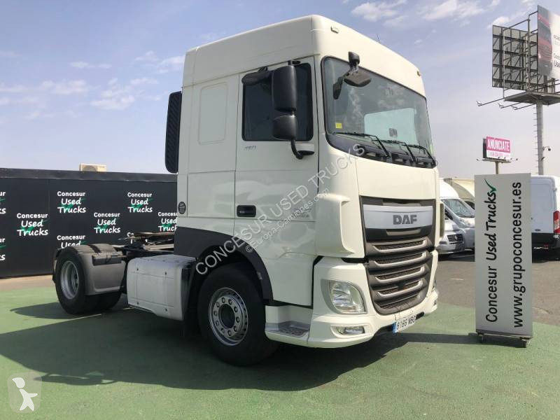 Traktor DAF