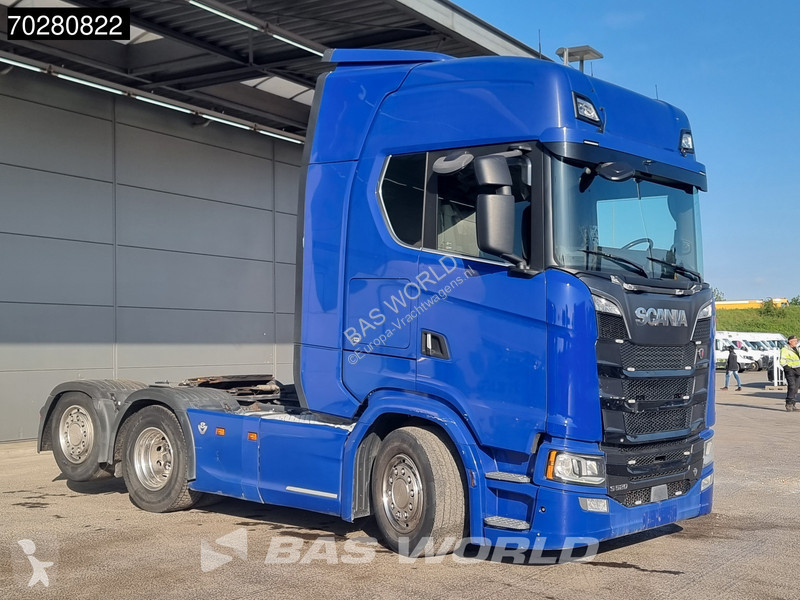 Traktor Scania S520 6X2 Retarder 2x Tanks...