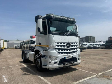 Traktor Mercedes