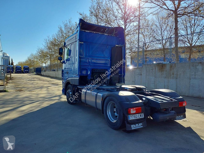 Trekker DAF 450 FT 4X2