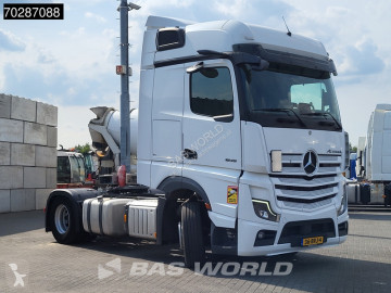 Traktor Mercedes