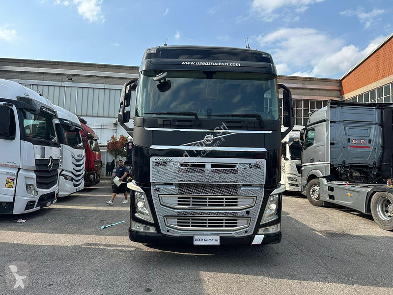 Trattore Stradale Volvo FH
