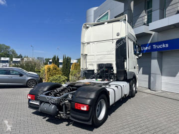 Cabeza tractora DAF