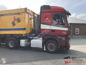Tracteur Mercedes