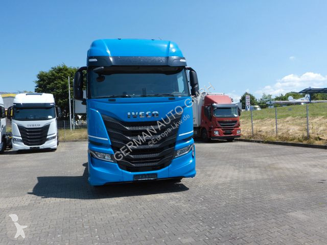 Trekker Iveco STRALIS S-WAY AS440S49T/FP Retarder