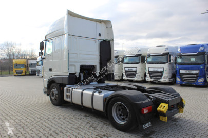 Cabeza tractora DAF
