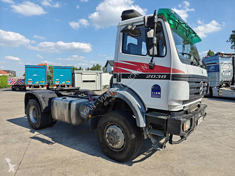 Traktor Mercedes 2038 V8 AS 4X4