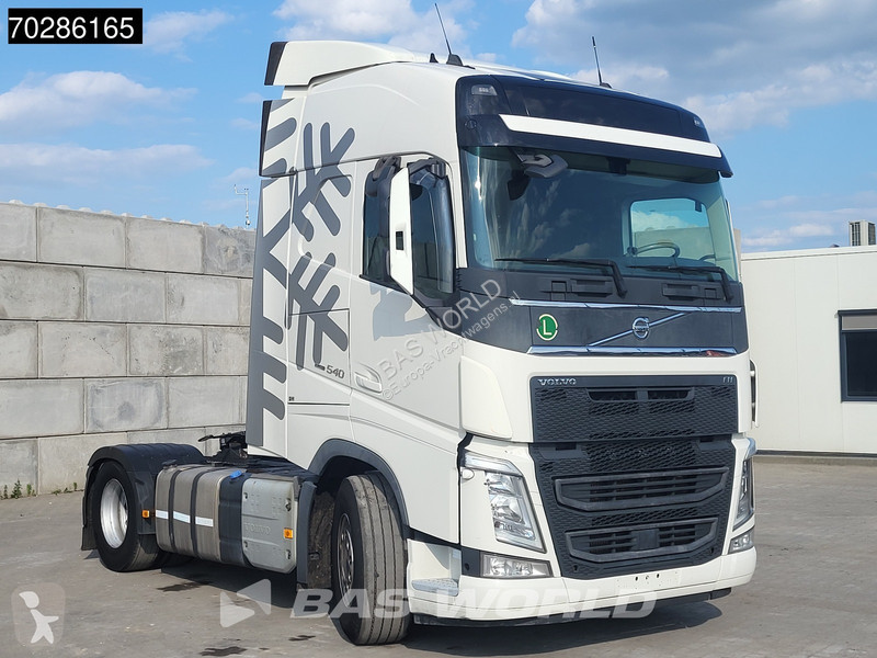 Traktor Volvo 4X2 2x Tanks I-Park Cool ACC Euro 6