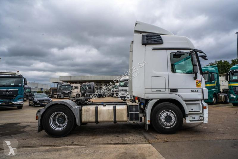 Traktor Mercedes ACTROS 1844 -MP3+VOITH