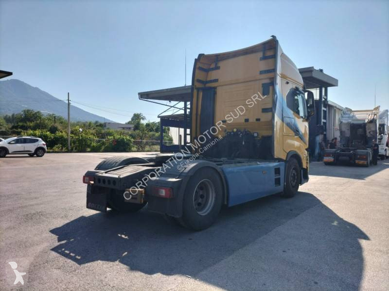 Traktor Iveco