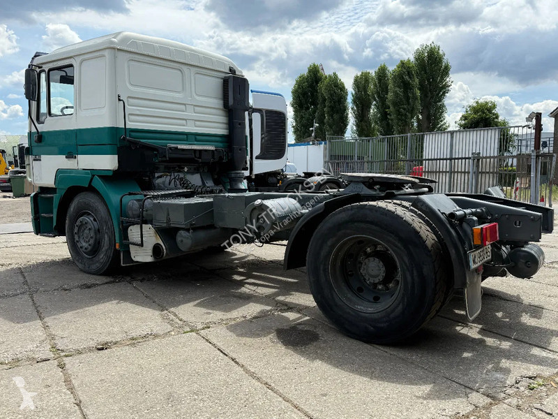 Traktor MAN 4X2 Tractor-unit Spring/Air ZF...