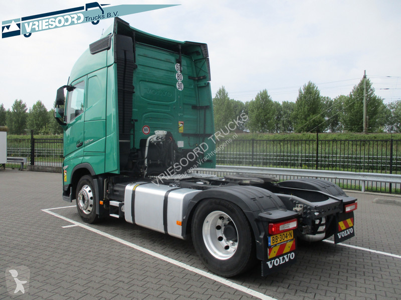 Traktor Volvo 500 VTA3T
