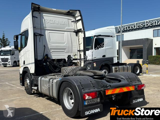Traktor Scania 450