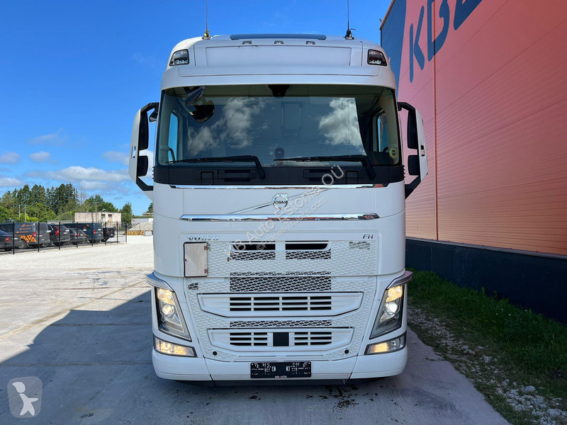 Tahač Volvo 500 6x2 GLOBE XL / ADR / RETARDER /...