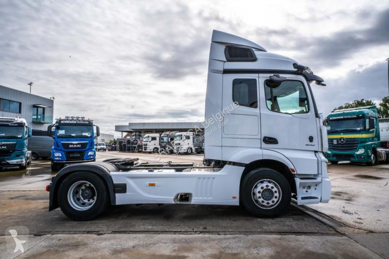 Traktor Mercedes 1842 LS