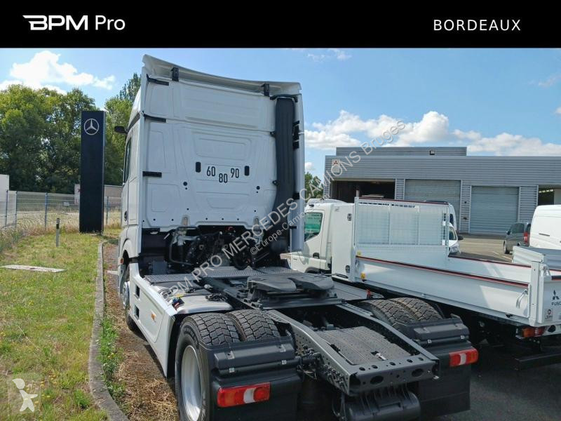 Traktor Mercedes II 1851 LS 4x2