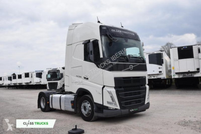 Cabeza tractora Volvo