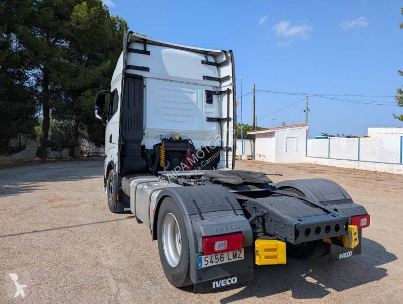 Tracteur Iveco