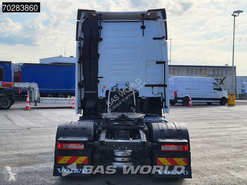 Traktor Volvo 500 4X2 2x Tanks VEB+ I-Park Cool...