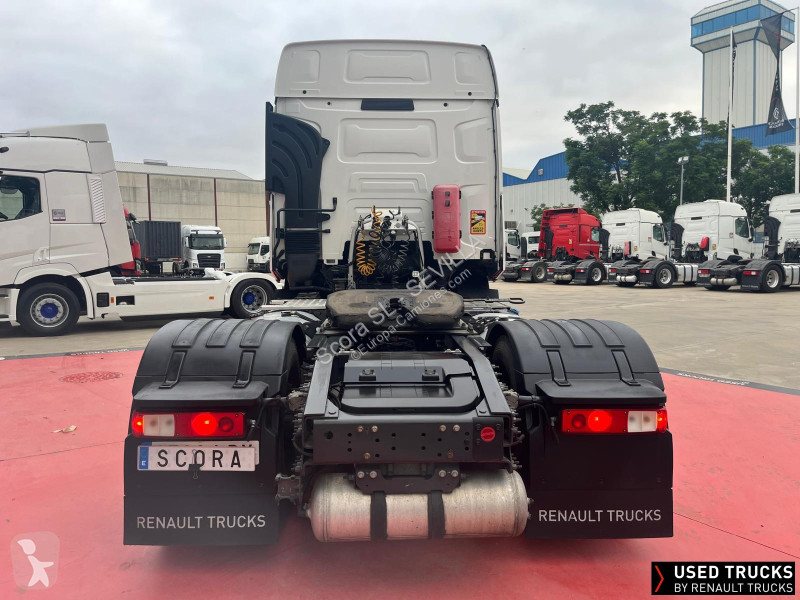 Traktor Renault