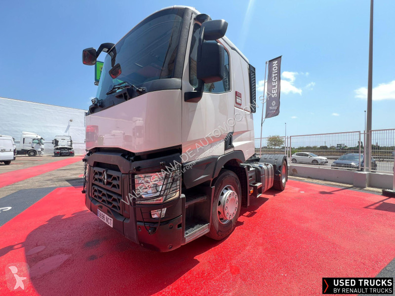 Traktor Renault