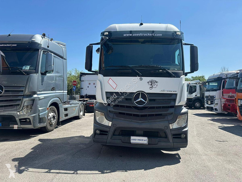 Traktor Mercedes 1845