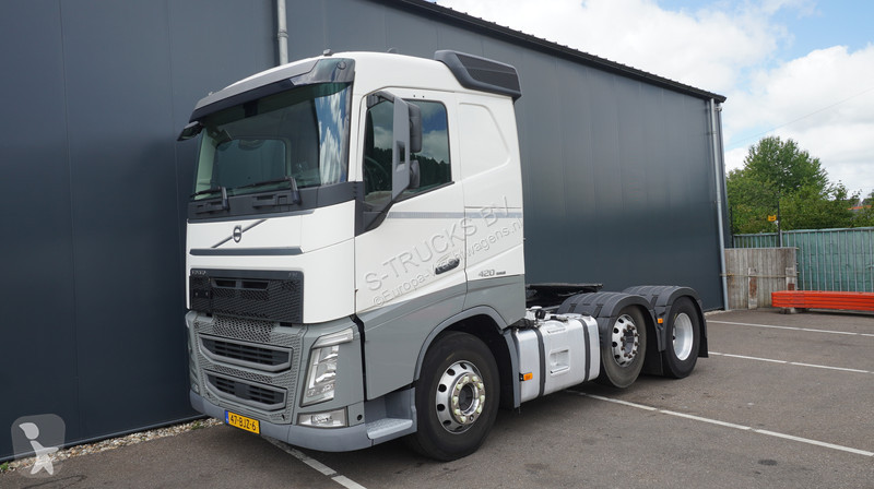 Traktor Volvo 420 6X2 ADR 796.000KM