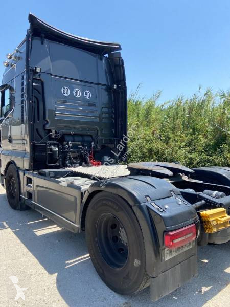 Traktor MAN