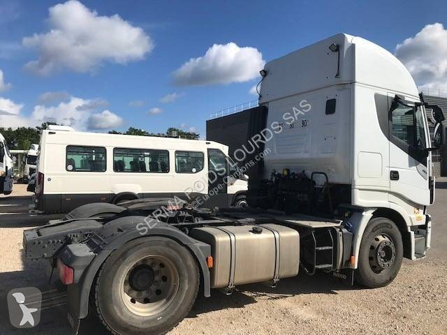 Traktor Iveco